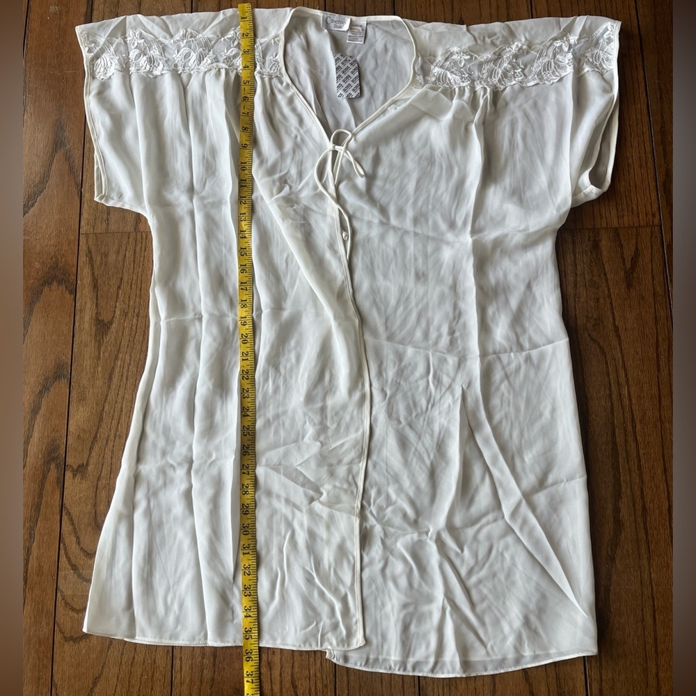 Cinema Etoile Vintage Elegant Lace-Trimmed Rob Size LNew With Tag - Picture 5 of 6